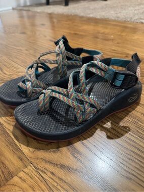 Chaco | Multicolor Sandals